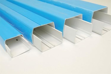 Boite de 4 goulottes PVC blanc 110x75 L=2M